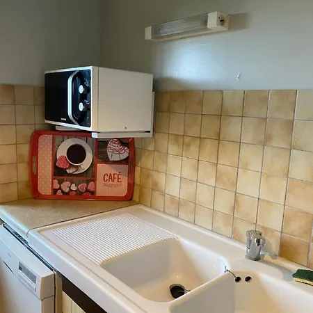 Manoir De La Riviere 4*