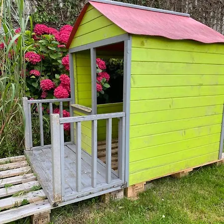 Manoir De La Riviere Bed and breakfast