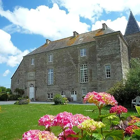Manoir De La Riviere Bed and breakfast 4*