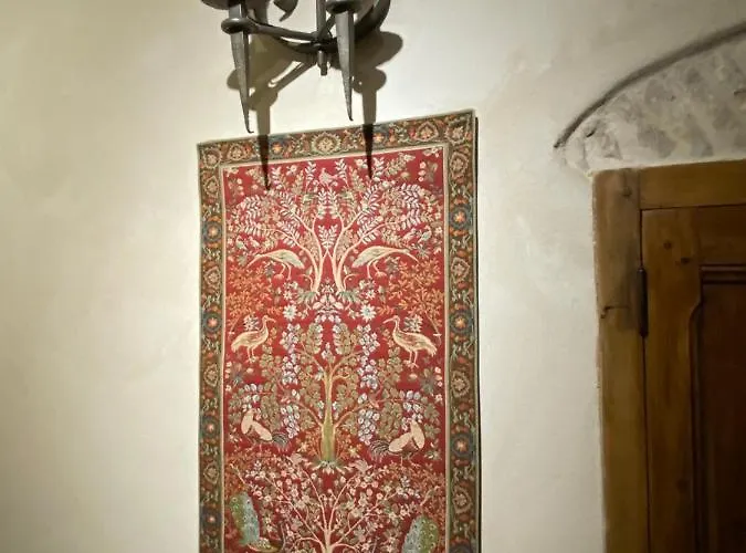 Manoir De La Riviere 4*