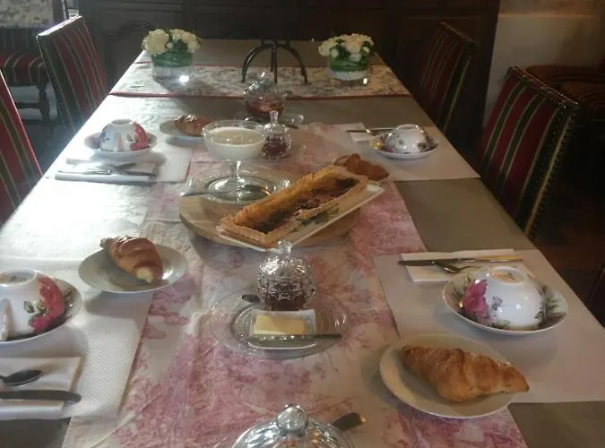 Manoir De La Riviere 4*