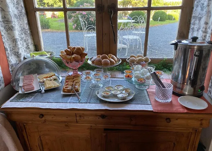 Bed and Breakfast Manoir De La Riviere 4*