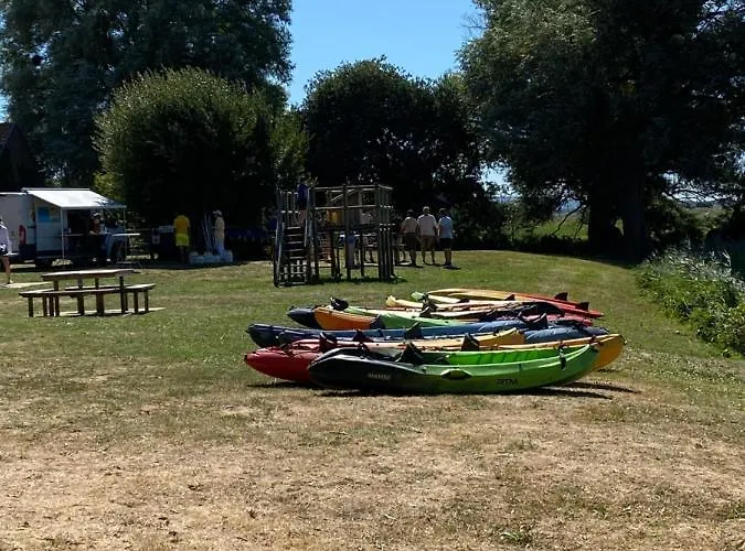 Manoir De La Riviere Bed and Breakfast