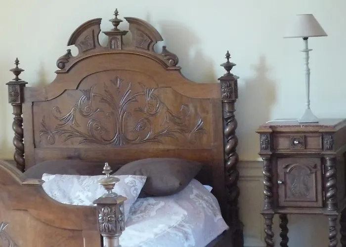 Manoir De La Riviere 4*